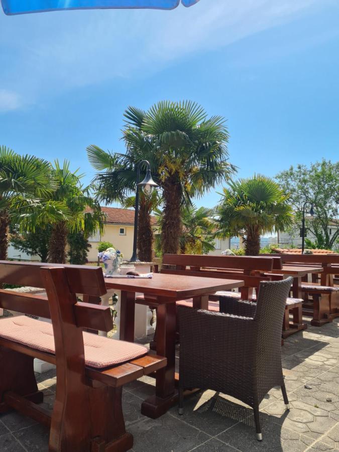 Villa Carpe Diem Vantacici Exterior foto